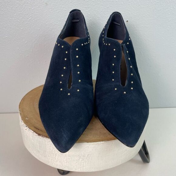 Bella Vita Blue Leather Suede Heels with Silver Studs Size 7.5W EUC - Picture 2 of 7